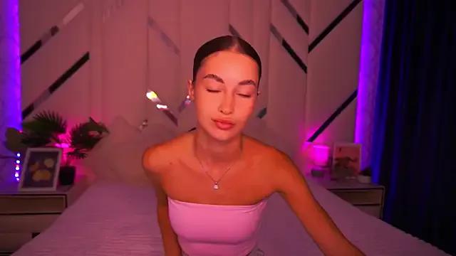 CherryyLulu — hi guys) third day here) For good start