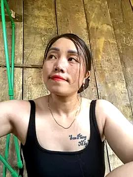 Freechat chipp-bong on StripChat