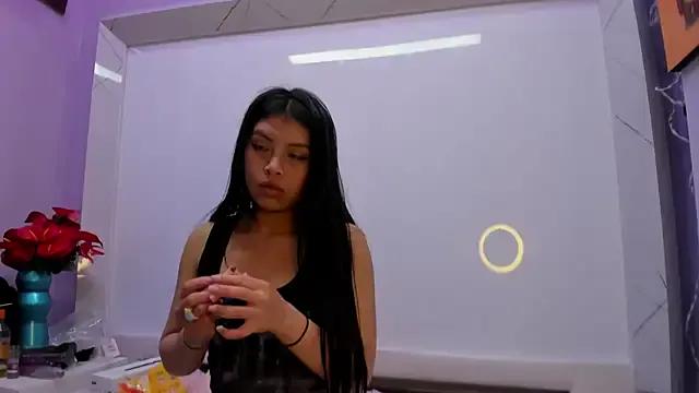 Chloe_Martini — Freechat on StripChat