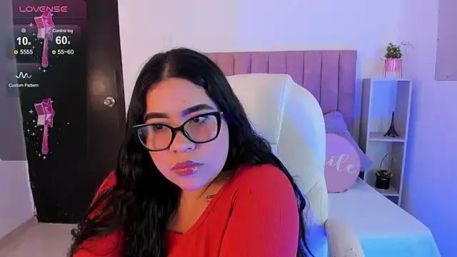 chloe_ruizz — welcome guys, A sexy dance and naked