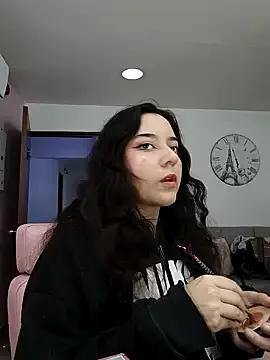ChloeNoire — pussy masturbation with oil