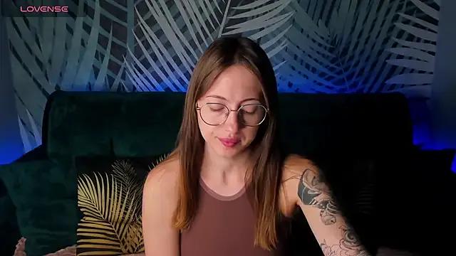 ChristyCrayme — Freechat on StripChat