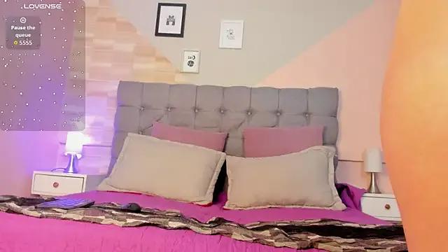 Cielo_bm — Show boobs with oil