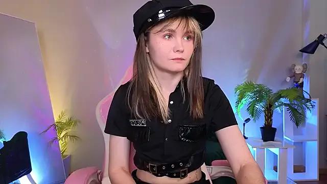 Freechat CiriRianonn on StripChat