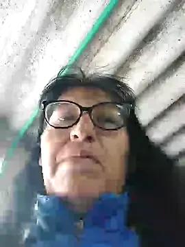 clarita_01 — Mosyrar pies y tetas
