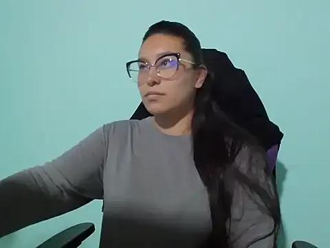 cloe_starr — boobs squeeze