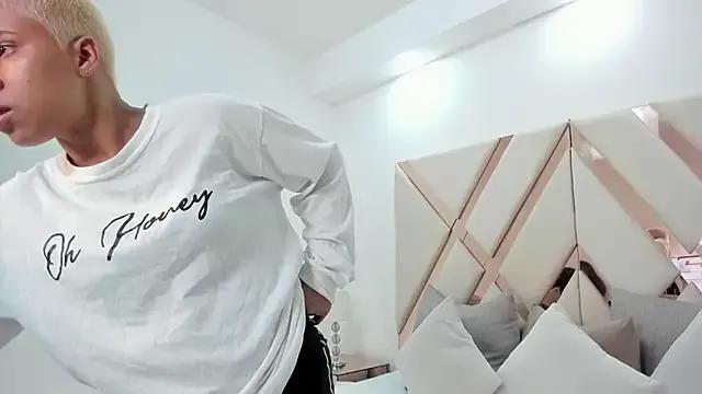 cloemorwen — Spank ass x5