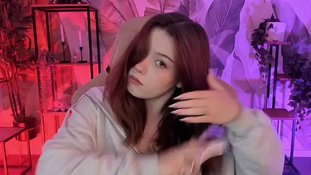 Freechat CoralineKeyns on StripChat