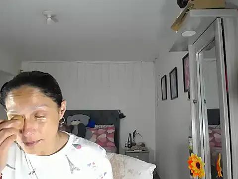 Corina_hot — Freechat on StripChat