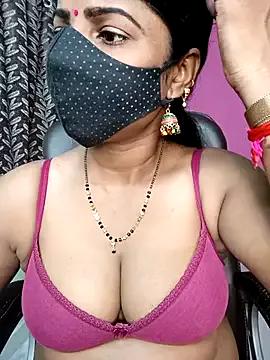 cpl-jiya-piyerced — PUSSY PIERCING