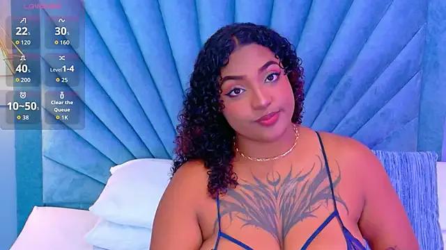 Freechat Cristal-Jonnes on StripChat