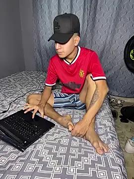 cristyan_arias — Polla al aire