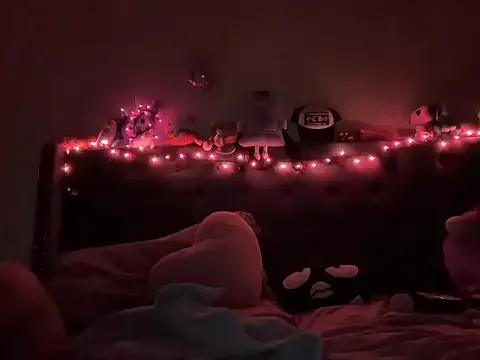 Freechat Cum2Charm on StripChat