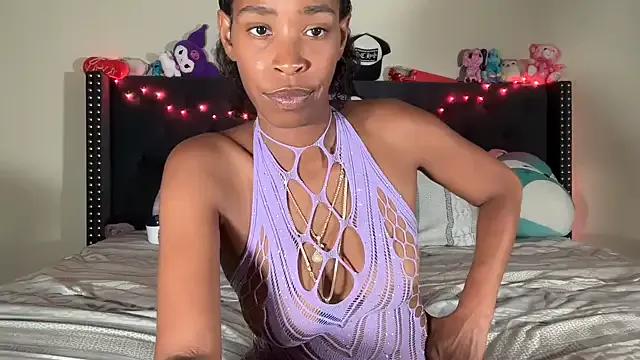 Freechat Cum2Charm on StripChat