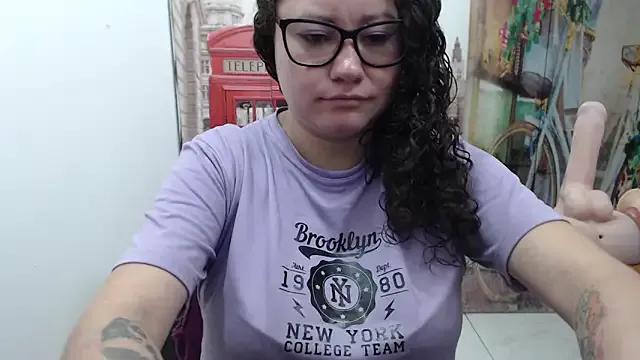 curly_greeneyed — Get Naked!!!