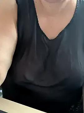 Curvy_Mommy — orgasm
