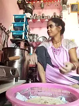 Cut_ragni — Freechat on StripChat