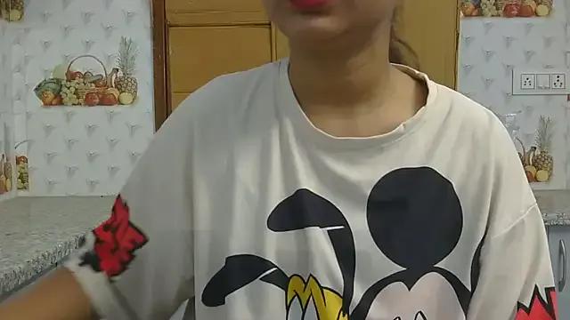 Freechat Cute-Bacchi on StripChat