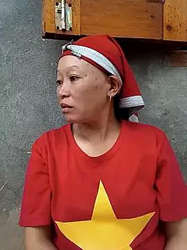 cute-kiss — show baby