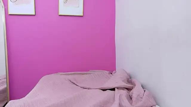 Daddyfavouritegirl — ride dildo