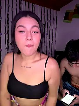 StripChat DaffneMiller is Freechat DaffneMiller — In put two in her pussy