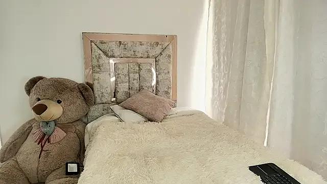 Freechat Dahnia_cruz on StripChat