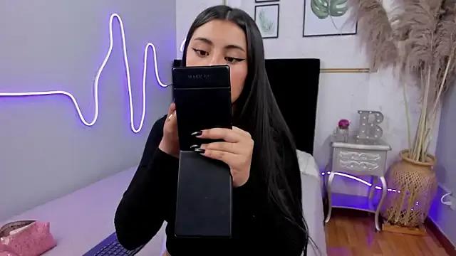 DaisySnugs1 — I want buttocks