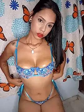 Dakota-Moon — Off Bra