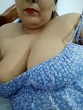 Freechat DALO3A85 on StripChat