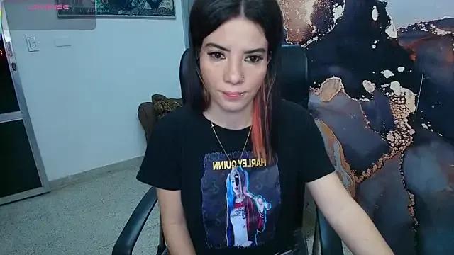 DanaaRey on StripChat 