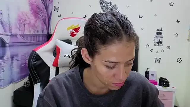 Freechat daniela_rivasth on StripChat