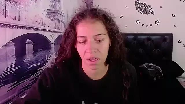 Freechat daniela_rivasth on StripChat