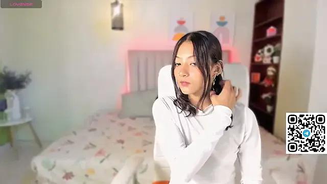 danika_moriii — spit boobs