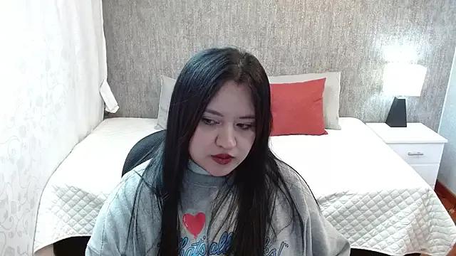 Freechat dannarossy_ on StripChat