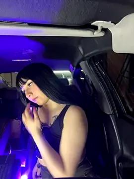 Daphnee-x — Topples for 2 minutes