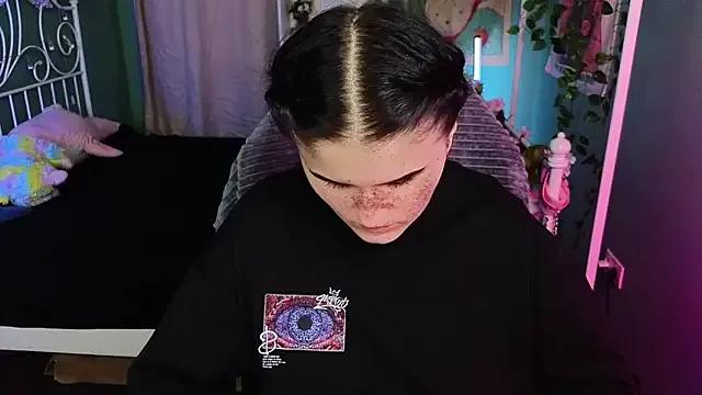 Freechat Dark_Shine on StripChat