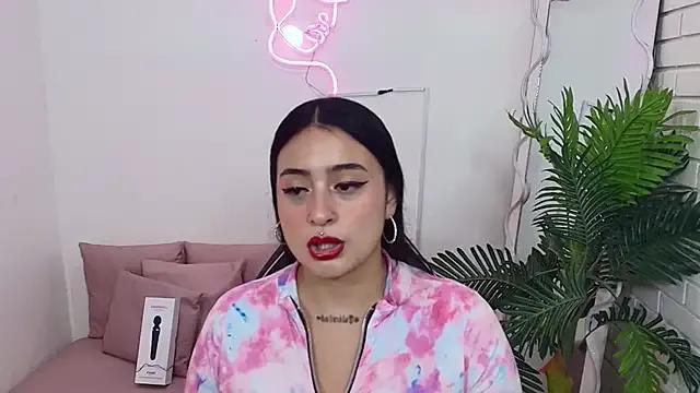 Darling_tay — PLUG ASS