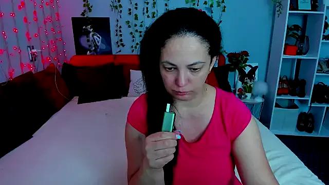 Freechat DarlingMilf on StripChat