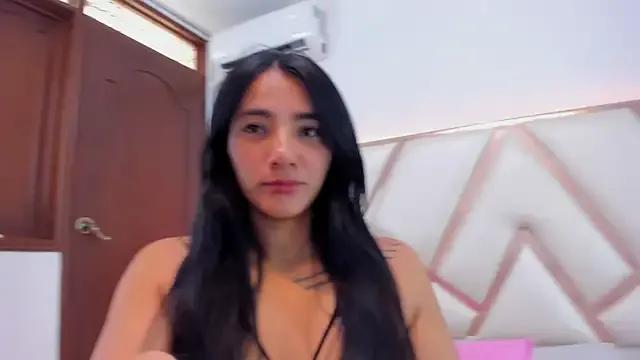 Freechat DashaFoxxx on StripChat