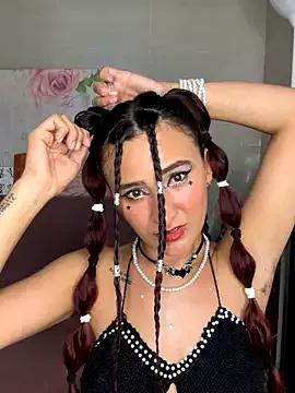 deepthroatlatina on StripChat 