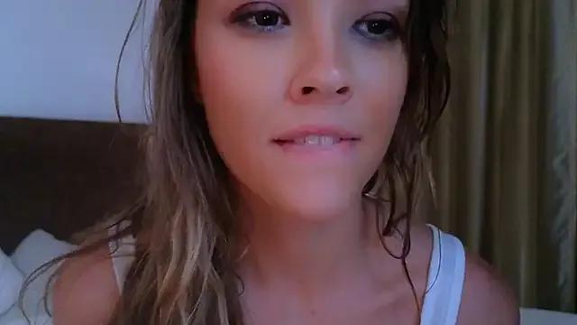 Freechat DemiDee on StripChat