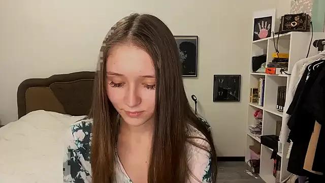 Denny_Yorgeritai — Spin around, show my outfit