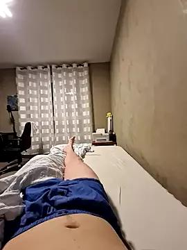 DerechteJunge on StripChat 