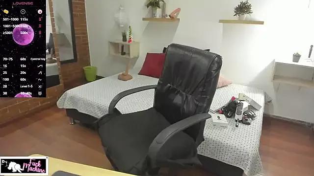 Freechat Destiny__Hall on StripChat