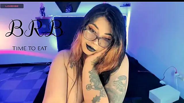 devilfoxtwo — boobs bouncing