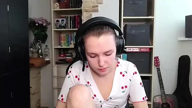 StripChat Diana-back is Freechat Diana-back — show panties