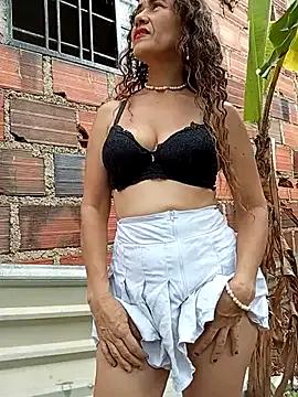 Dirty-Divorced-mother7 — Cum explosivo