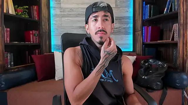 Donovan_Desmond — Streaptease - All Naked 4 me dude!