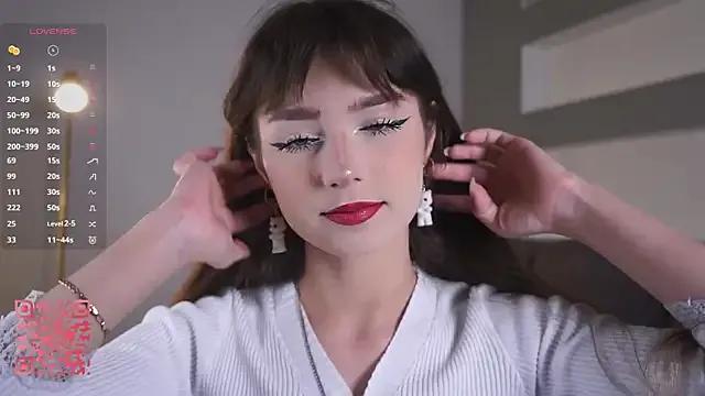 DreamyDaisy — Freechat on StripChat