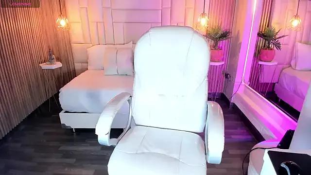 StripChat DulceGreem is Freechat DulceGreem — Ride Dildo + cum